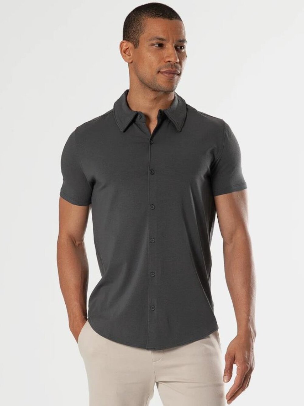 TRUE CLASSIC Men's Knit Short Sleeve Shirt Size XL in Carbon